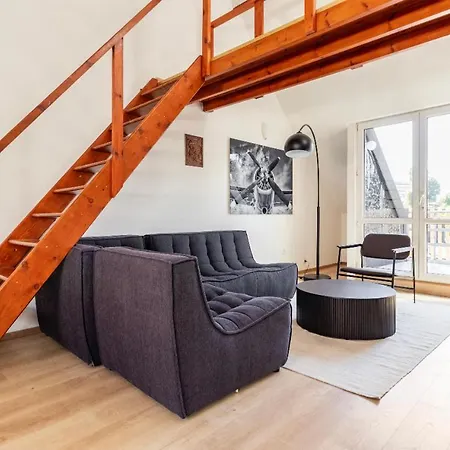 Cosy Center2 *